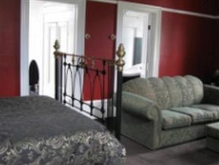 Oakdene Heritage Accommodation St Marys エクステリア 写真